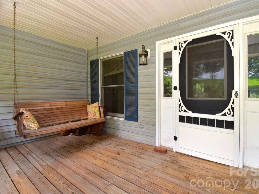 36 Cardinal Lane, Candler, NC 28715.  MLS# CAR4414046, YatesRealty ID 44055. 