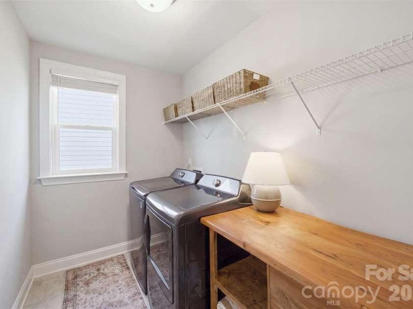 7025 Kingfisher Way, Belmont, NC 28012.  MLS# CAR4412650, YatesRealty ID 44056. Laundry room.