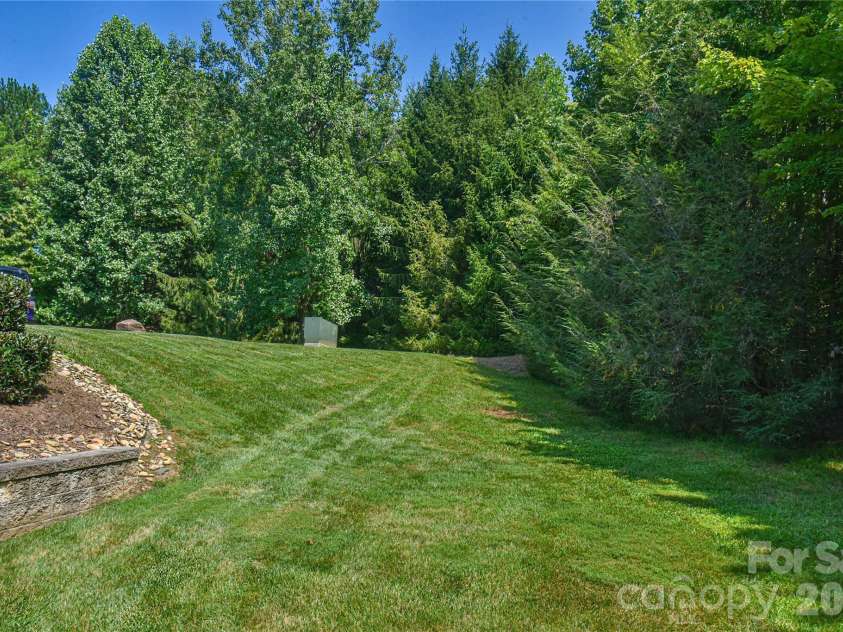 4201 Marble Way, Asheville, NC 28806.  MLS# CAR4412484, YatesRealty ID 44058. 