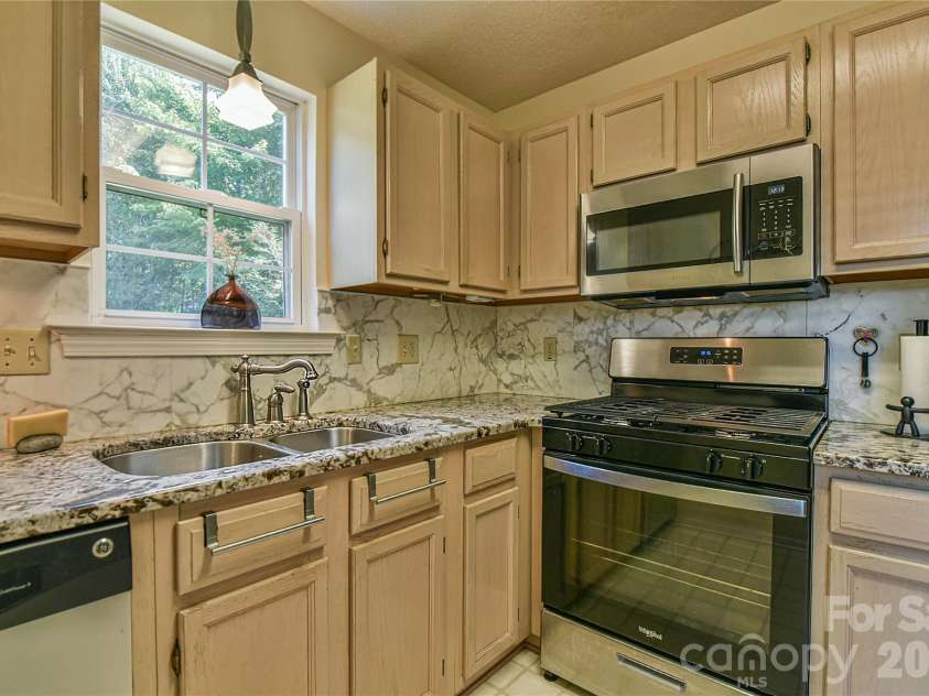 4201 Marble Way, Asheville, NC 28806.  MLS# CAR4412484, YatesRealty ID 44058. 