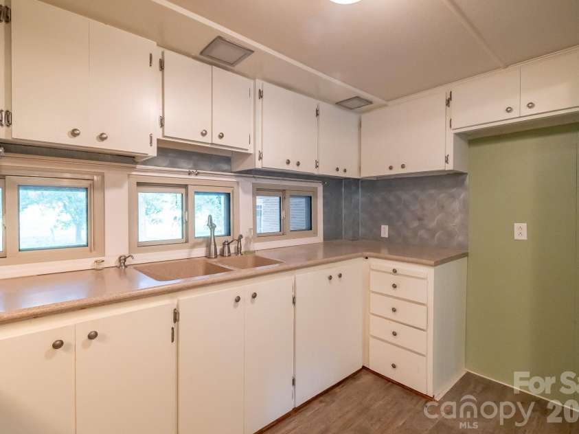 6426 Deep Springs Road, Marshville, NC 28103.  MLS# CAR4412694, YatesRealty ID 44059. 