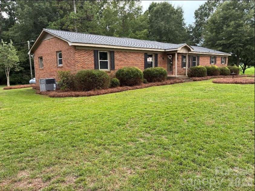 6426 Deep Springs Road, Marshville, NC 28103.  MLS# CAR4412694, YatesRealty ID 44059. 