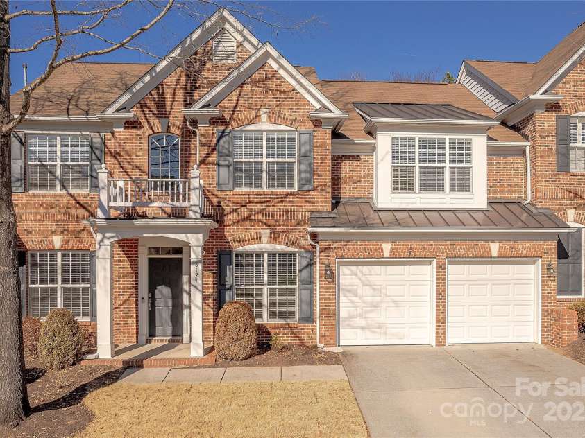 8127 Oratorio Place, Charlotte, NC 28270.  MLS# CAR4332630, YatesRealty ID 4406. 
