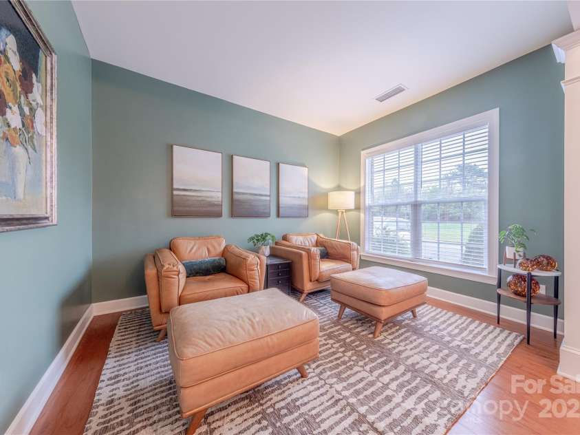 8127 Oratorio Place, Charlotte, NC 28270.  MLS# CAR4332630, YatesRealty ID 4406. 