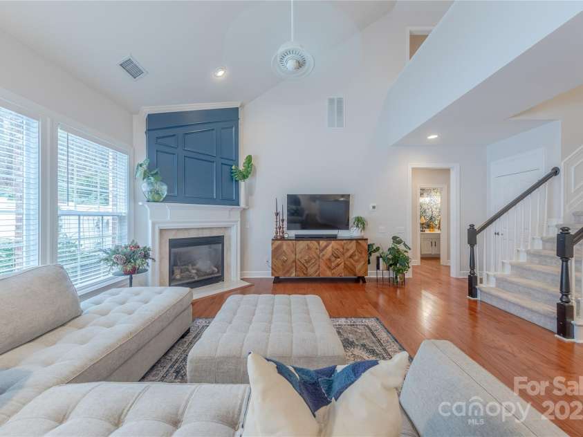 8127 Oratorio Place, Charlotte, NC 28270.  MLS# CAR4332630, YatesRealty ID 4406. 