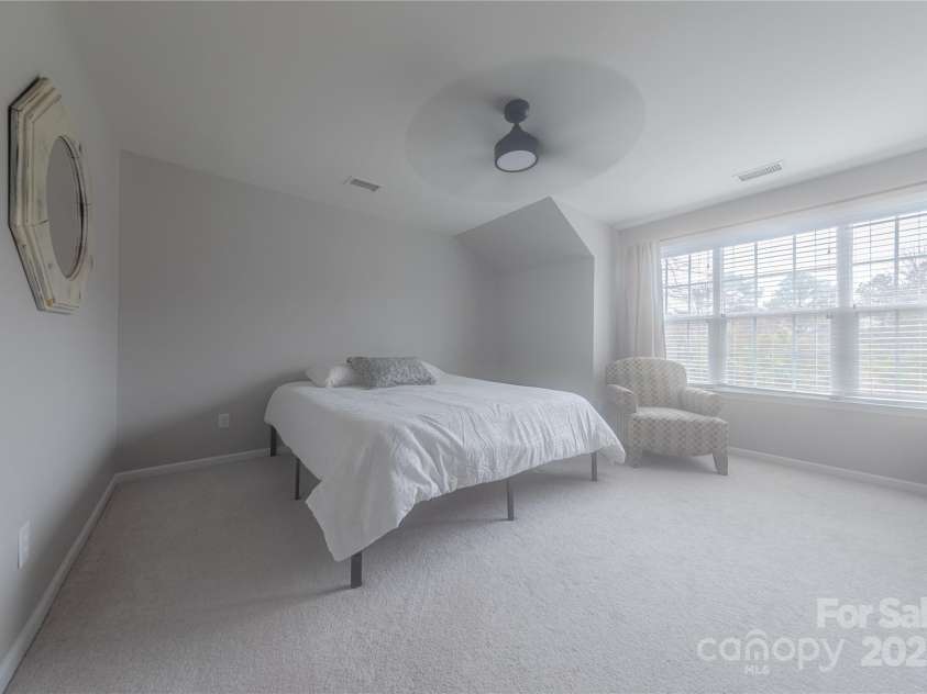 8127 Oratorio Place, Charlotte, NC 28270.  MLS# CAR4332630, YatesRealty ID 4406. 