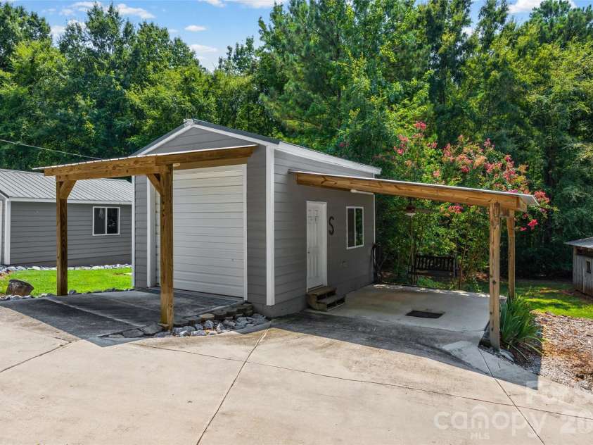 2106 Strawberry Road, Rock Hill, SC 29730.  MLS# CAR4414372, YatesRealty ID 44062. 