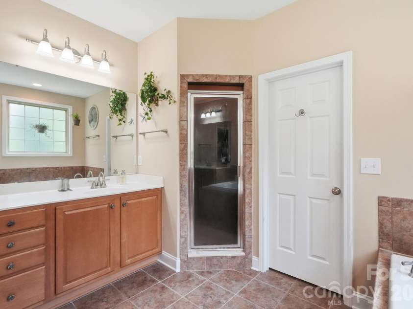 8330 Bourgess Court, Fort Mill, SC 29707.  MLS# CAR4408358, YatesRealty ID 44063. 