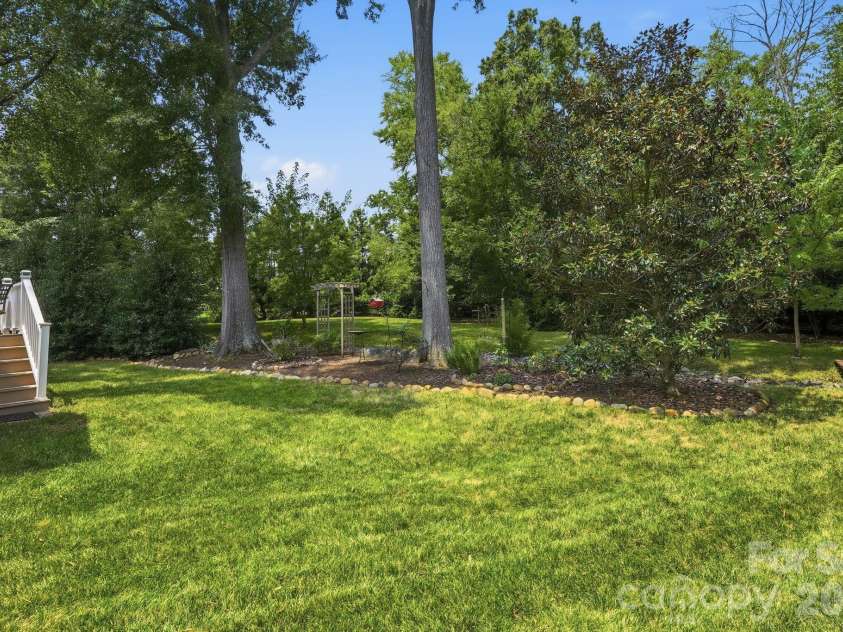 8330 Bourgess Court, Fort Mill, SC 29707.  MLS# CAR4408358, YatesRealty ID 44063. 