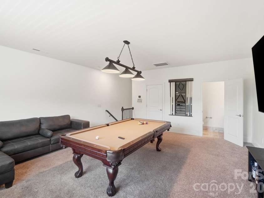 12726 Rusty Blackbird Way, Charlotte, NC 28278.  MLS# CAR4409710, YatesRealty ID 44064. Bonus Rm