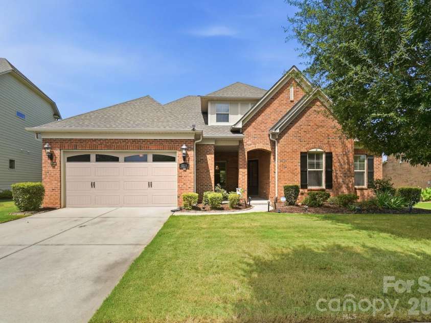 12726 Rusty Blackbird Way, Charlotte, NC 28278.  MLS# CAR4409710, YatesRealty ID 44064. Front of Home
