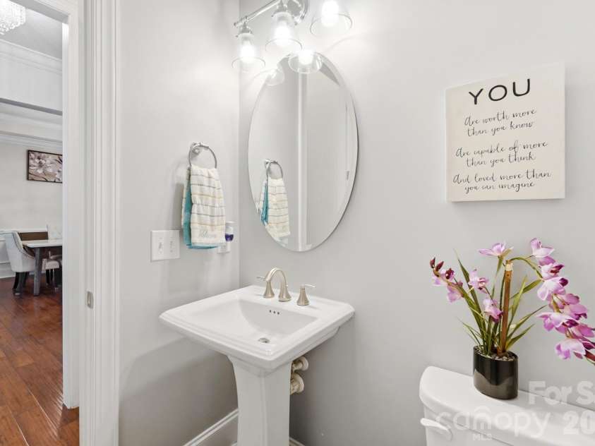 12726 Rusty Blackbird Way, Charlotte, NC 28278.  MLS# CAR4409710, YatesRealty ID 44064. Half Bath on Main