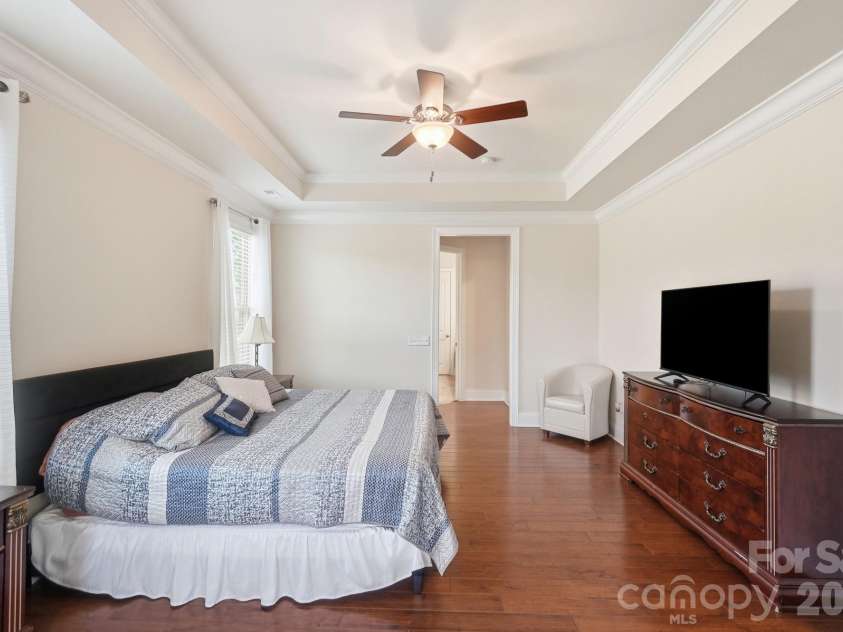 12726 Rusty Blackbird Way, Charlotte, NC 28278.  MLS# CAR4409710, YatesRealty ID 44064. Primary Bedrm 2