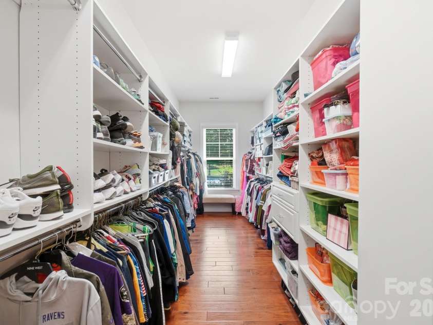 12726 Rusty Blackbird Way, Charlotte, NC 28278.  MLS# CAR4409710, YatesRealty ID 44064. Primary Bedrm Custom Closet