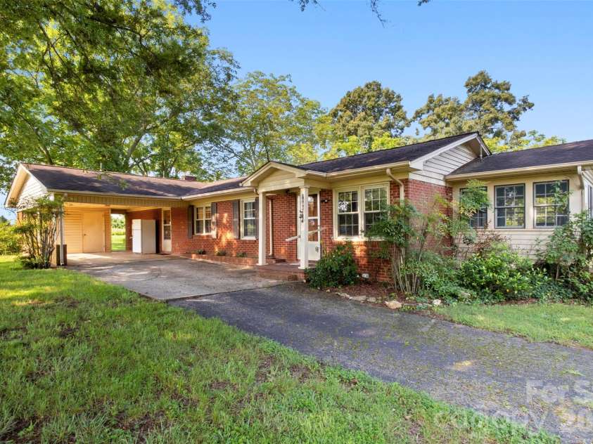 7804 Matthew Miller Road, Vale, NC 28168.  MLS# CAR4414557, YatesRealty ID 44066. 