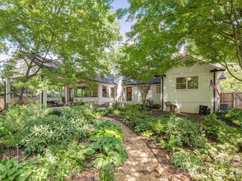339 Wingrave Drive, Charlotte, NC 28270.  MLS# CAR4407607, YatesRealty ID 44067. 