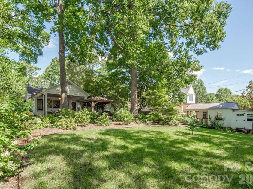 339 Wingrave Drive, Charlotte, NC 28270.  MLS# CAR4407607, YatesRealty ID 44067. 