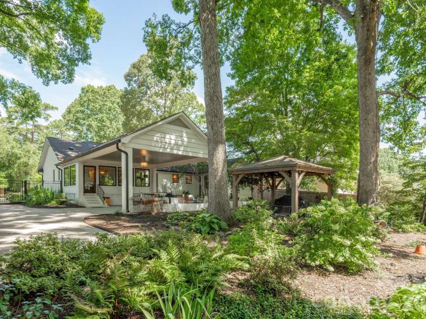 339 Wingrave Drive, Charlotte, NC 28270.  MLS# CAR4407607, YatesRealty ID 44067. 