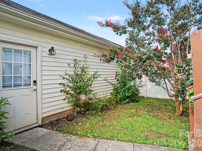 3908 Archer Notch Lane, Huntersville, NC 28078.  MLS# CAR4413459, YatesRealty ID 44068. 