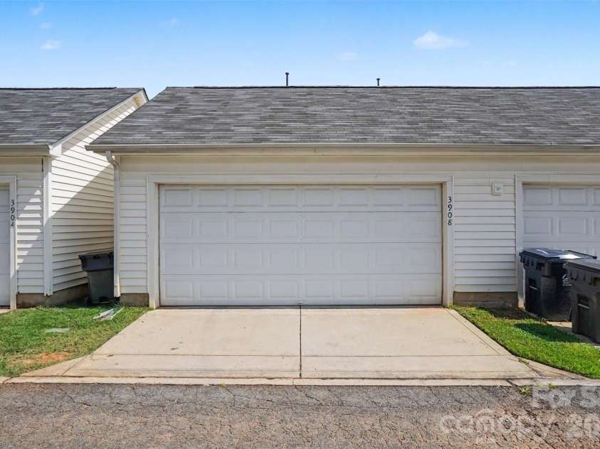 3908 Archer Notch Lane, Huntersville, NC 28078.  MLS# CAR4413459, YatesRealty ID 44068. 
