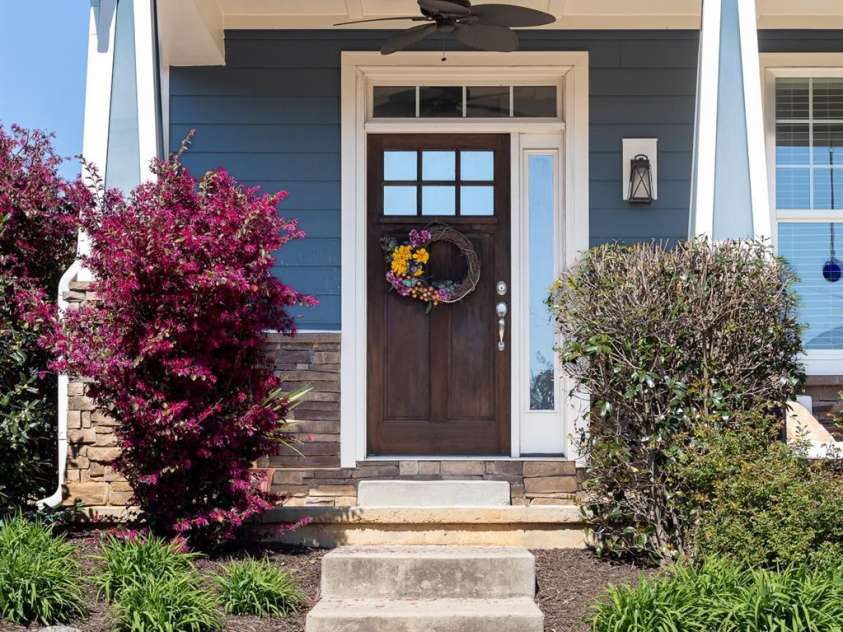 120 Keats Alley, Cramerton, NC 28032.  MLS# CAR4237764, YatesRealty ID 4407. 