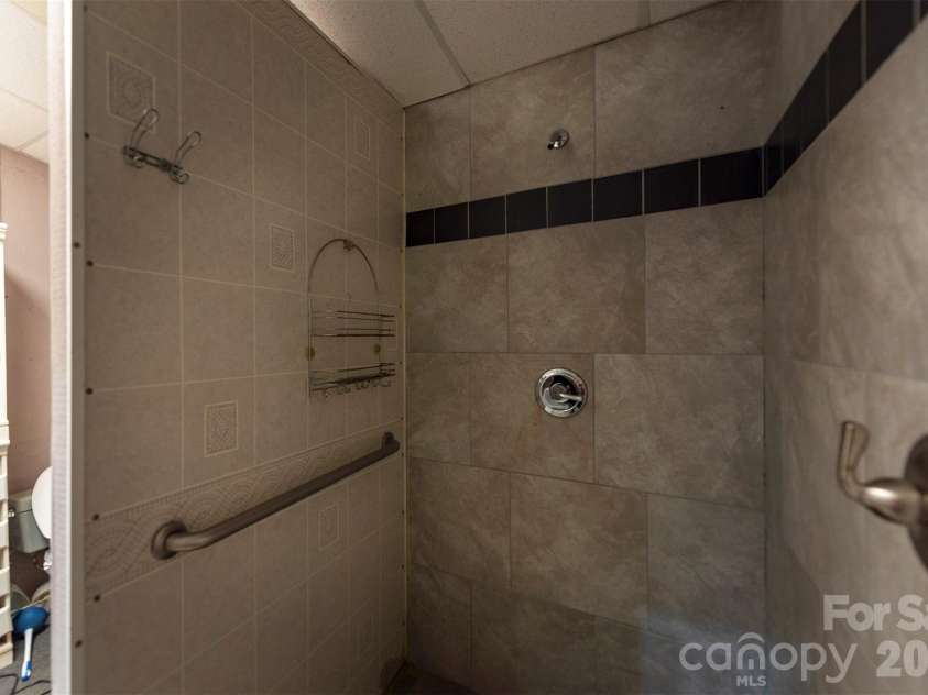 8 First Street, Asheville, NC 28803.  MLS# CAR4413257, YatesRealty ID 44072. 