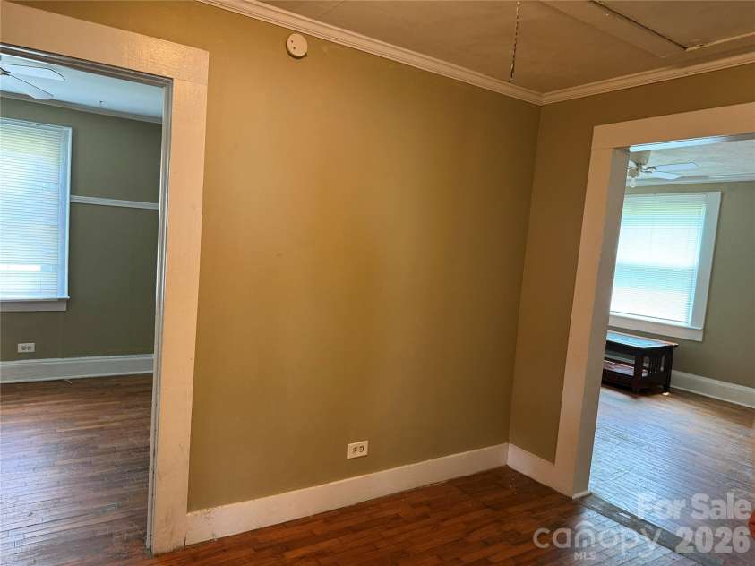 610 4th Avenue, Gastonia, NC 28054.  MLS# CAR4414619, YatesRealty ID 44073. 