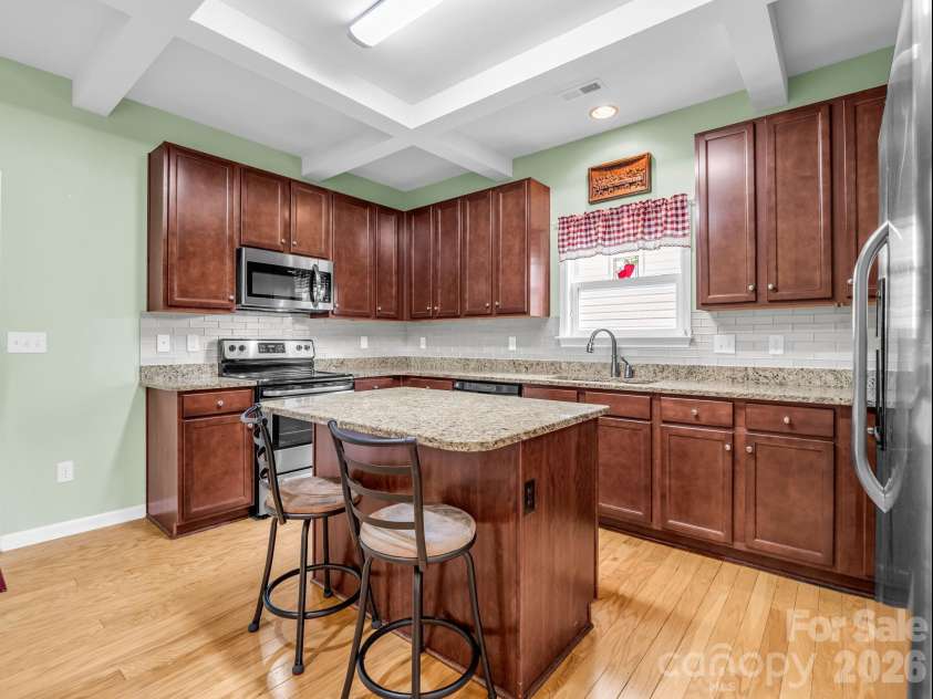 93 Foxtail Court, Hendersonville, NC 28792.  MLS# CAR4414198, YatesRealty ID 44074. 