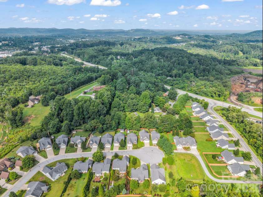 93 Foxtail Court, Hendersonville, NC 28792.  MLS# CAR4414198, YatesRealty ID 44074. 