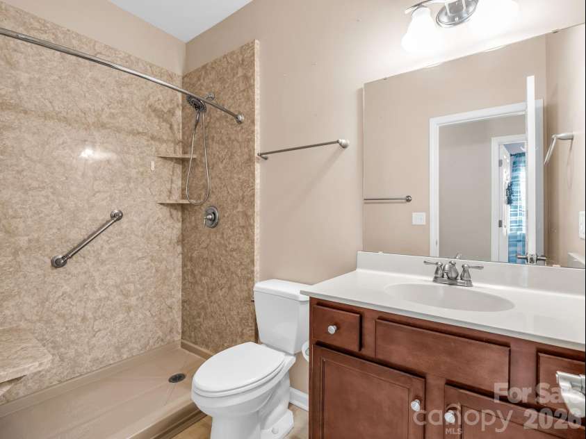 93 Foxtail Court, Hendersonville, NC 28792.  MLS# CAR4414198, YatesRealty ID 44074. Hallway Bathroom
