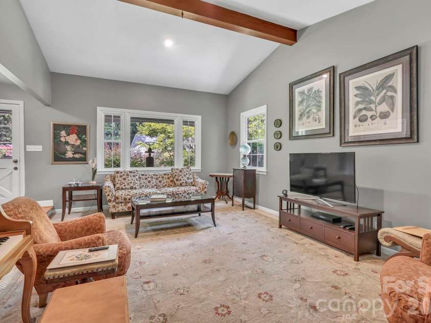 307 Woodland Trail, Laurel Park, NC 28739.  MLS# CAR4413752, YatesRealty ID 44076. 