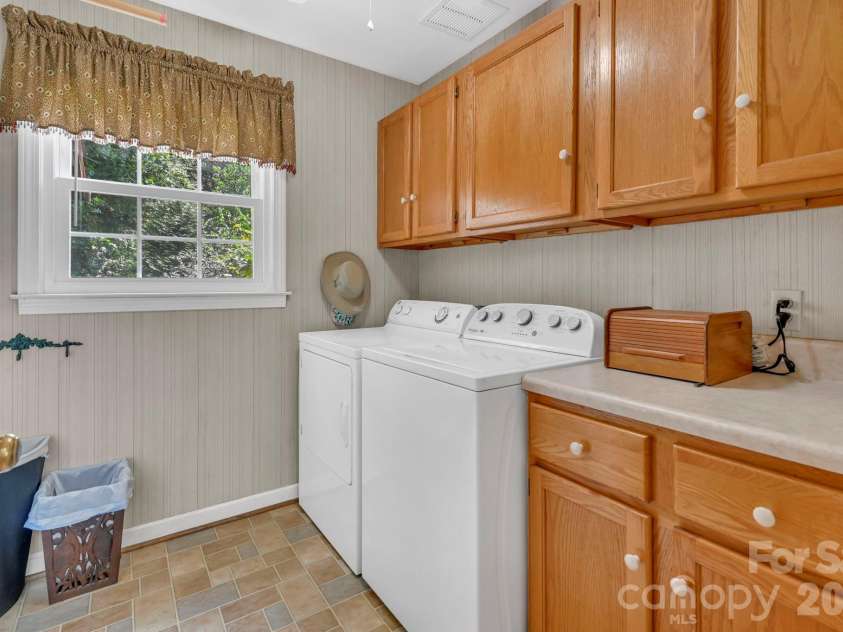 307 Woodland Trail, Laurel Park, NC 28739.  MLS# CAR4413752, YatesRealty ID 44076. 