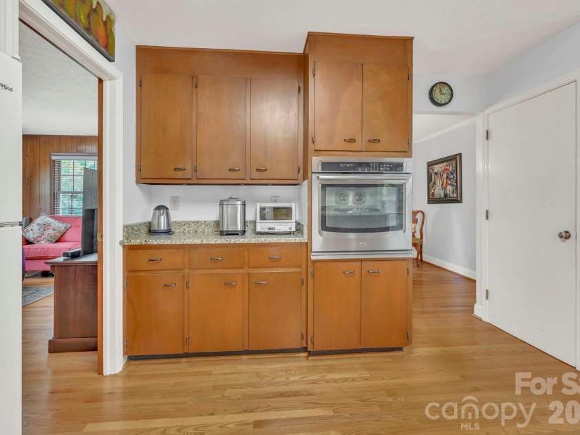 307 Woodland Trail, Laurel Park, NC 28739.  MLS# CAR4413752, YatesRealty ID 44076. 