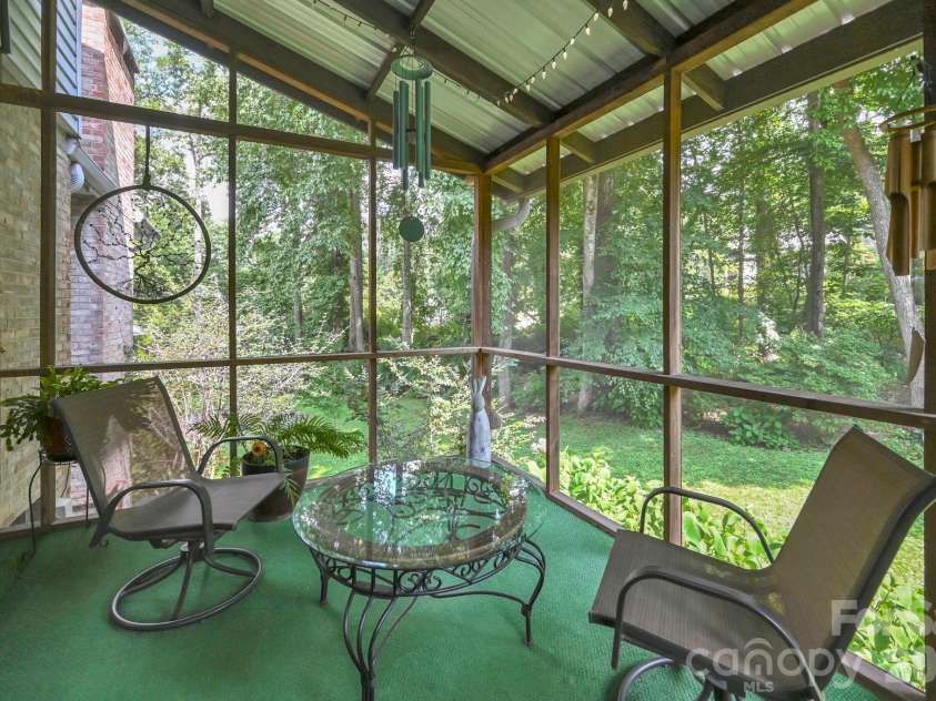 307 Woodland Trail, Laurel Park, NC 28739.  MLS# CAR4413752, YatesRealty ID 44076. 