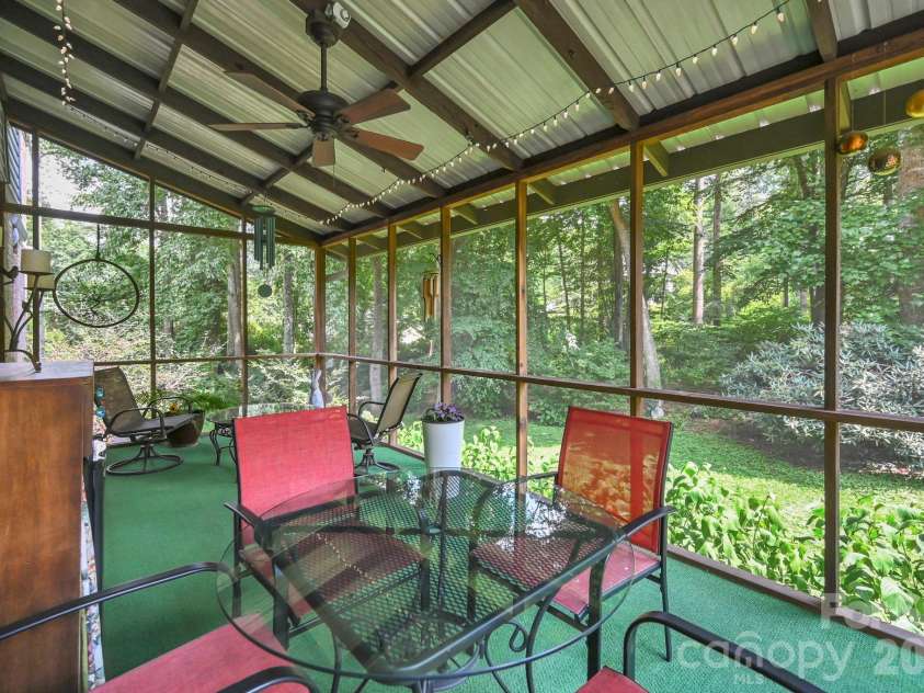 307 Woodland Trail, Laurel Park, NC 28739.  MLS# CAR4413752, YatesRealty ID 44076. 