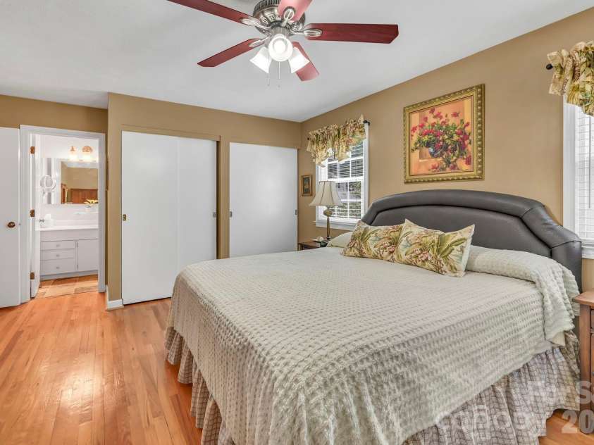 307 Woodland Trail, Laurel Park, NC 28739.  MLS# CAR4413752, YatesRealty ID 44076. 