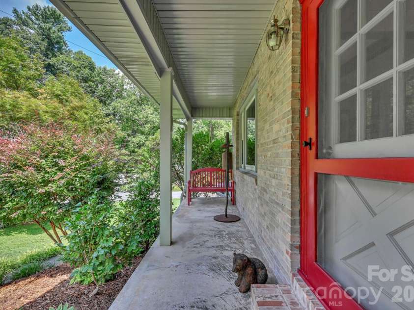 307 Woodland Trail, Laurel Park, NC 28739.  MLS# CAR4413752, YatesRealty ID 44076. 