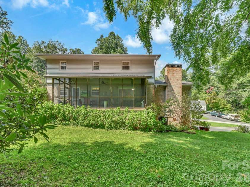 307 Woodland Trail, Laurel Park, NC 28739.  MLS# CAR4413752, YatesRealty ID 44076. 
