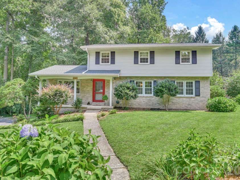 307 Woodland Trail, Laurel Park, NC 28739.  MLS# CAR4413752, YatesRealty ID 44076. 