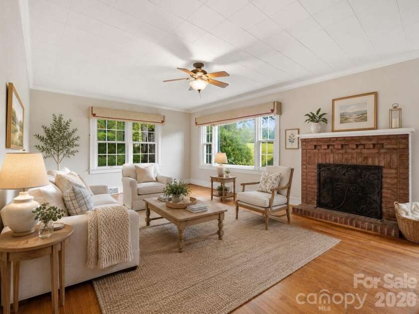 3732 Hickory Highway, Statesville, NC 28677.  MLS# CAR4413535, YatesRealty ID 44078. Virtually staged