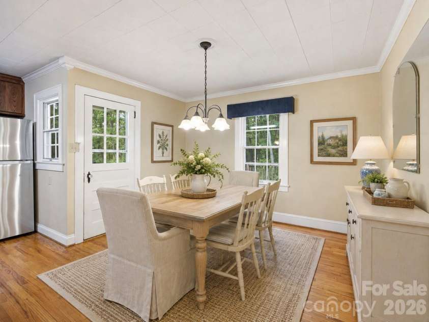 3732 Hickory Highway, Statesville, NC 28677.  MLS# CAR4413535, YatesRealty ID 44078. Virtually staged