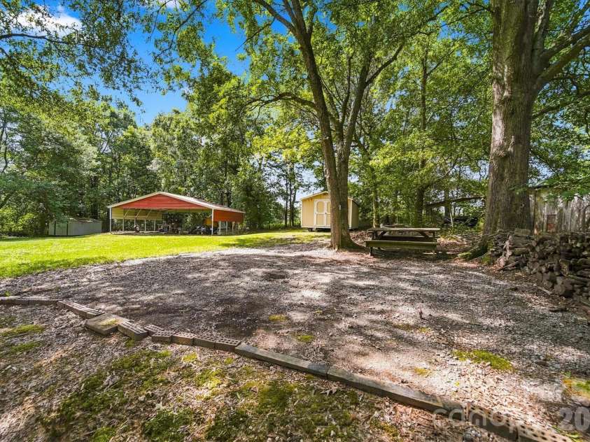 2587 Vision Drive, Catawba, NC 28609.  MLS# CAR4414475, YatesRealty ID 44079. 