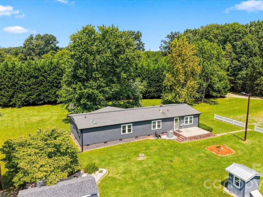 2587 Vision Drive, Catawba, NC 28609.  MLS# CAR4414475, YatesRealty ID 44079. 