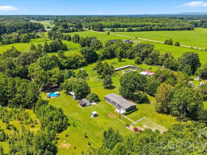 2587 Vision Drive, Catawba, NC 28609.  MLS# CAR4414475, YatesRealty ID 44079. 