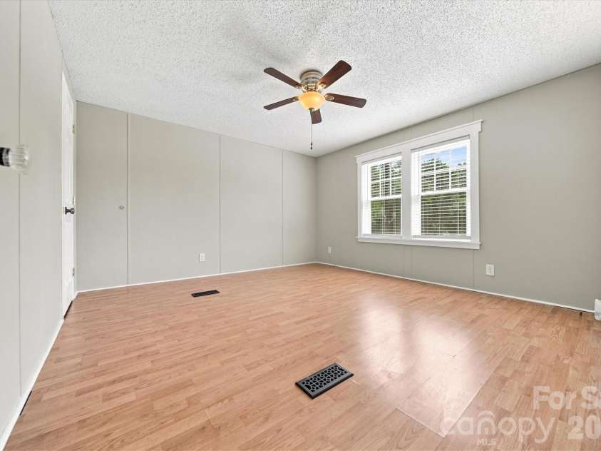 2587 Vision Drive, Catawba, NC 28609.  MLS# CAR4414475, YatesRealty ID 44079. Bedroom