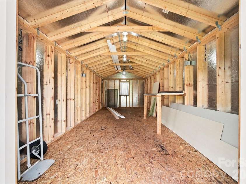 2587 Vision Drive, Catawba, NC 28609.  MLS# CAR4414475, YatesRealty ID 44079. Powered outbuilding makes a great workshop