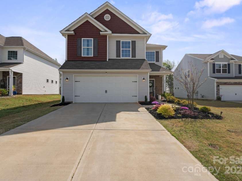 228 Eden Avenue, Mooresville, NC 28115.  MLS# CAR4239895, YatesRealty ID 4408. 