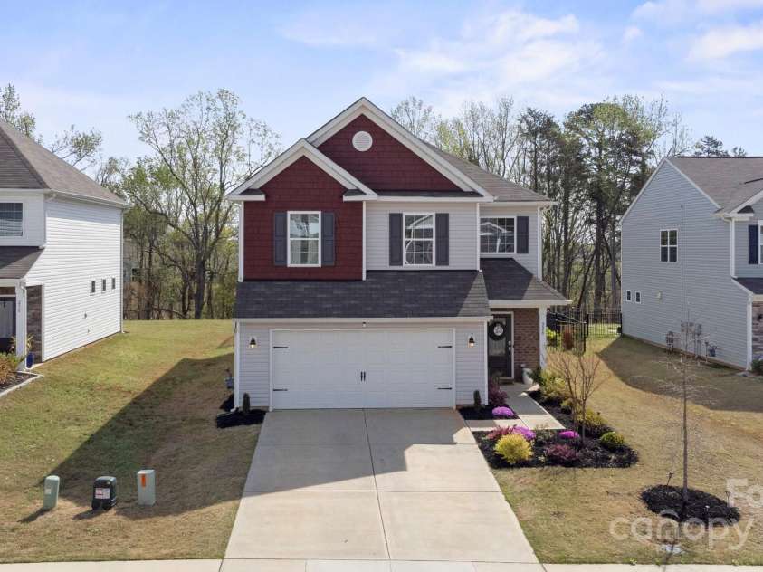 228 Eden Avenue, Mooresville, NC 28115.  MLS# CAR4239895, YatesRealty ID 4408. 