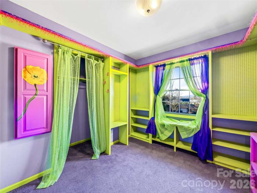 34 Southwicke Drive, Arden, NC 28704.  MLS# CAR4341625, YatesRealty ID 4408. 