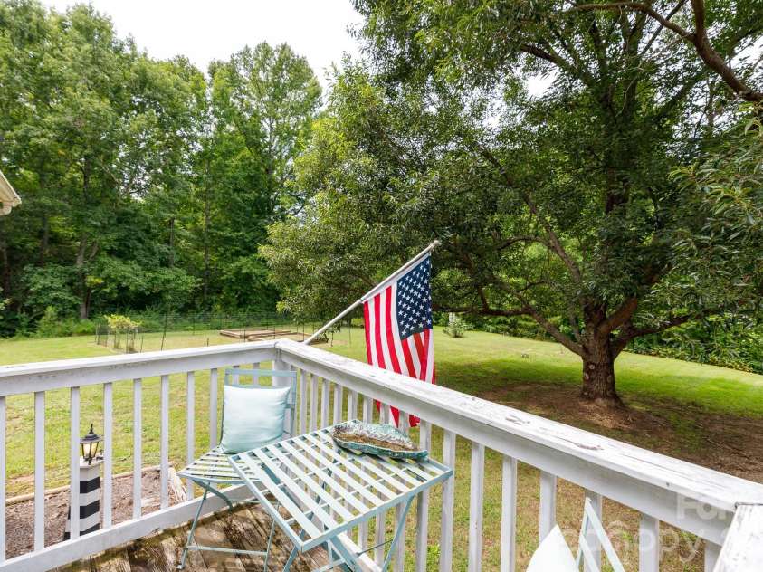 120 Creekstone Lane, York, SC 29745.  MLS# CAR4414611, YatesRealty ID 44080. 